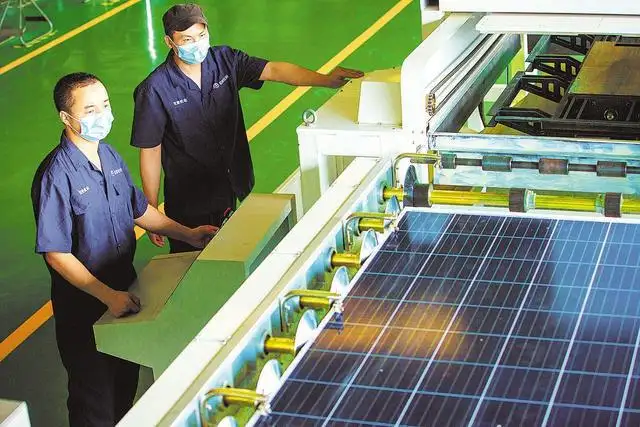 太陽(yáng)能電池板廢氣應該怎么處理呢？